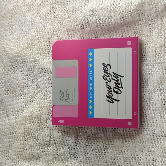 Half Caked Your Eyes Only 9 Pigment Palette, 13.5g/0.38oz - Picture 9 of 11